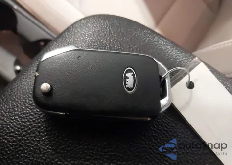 2019 Kia Forte Lxs z USA, uszkodzony, nr VIN 3KPF24AD5KE136177